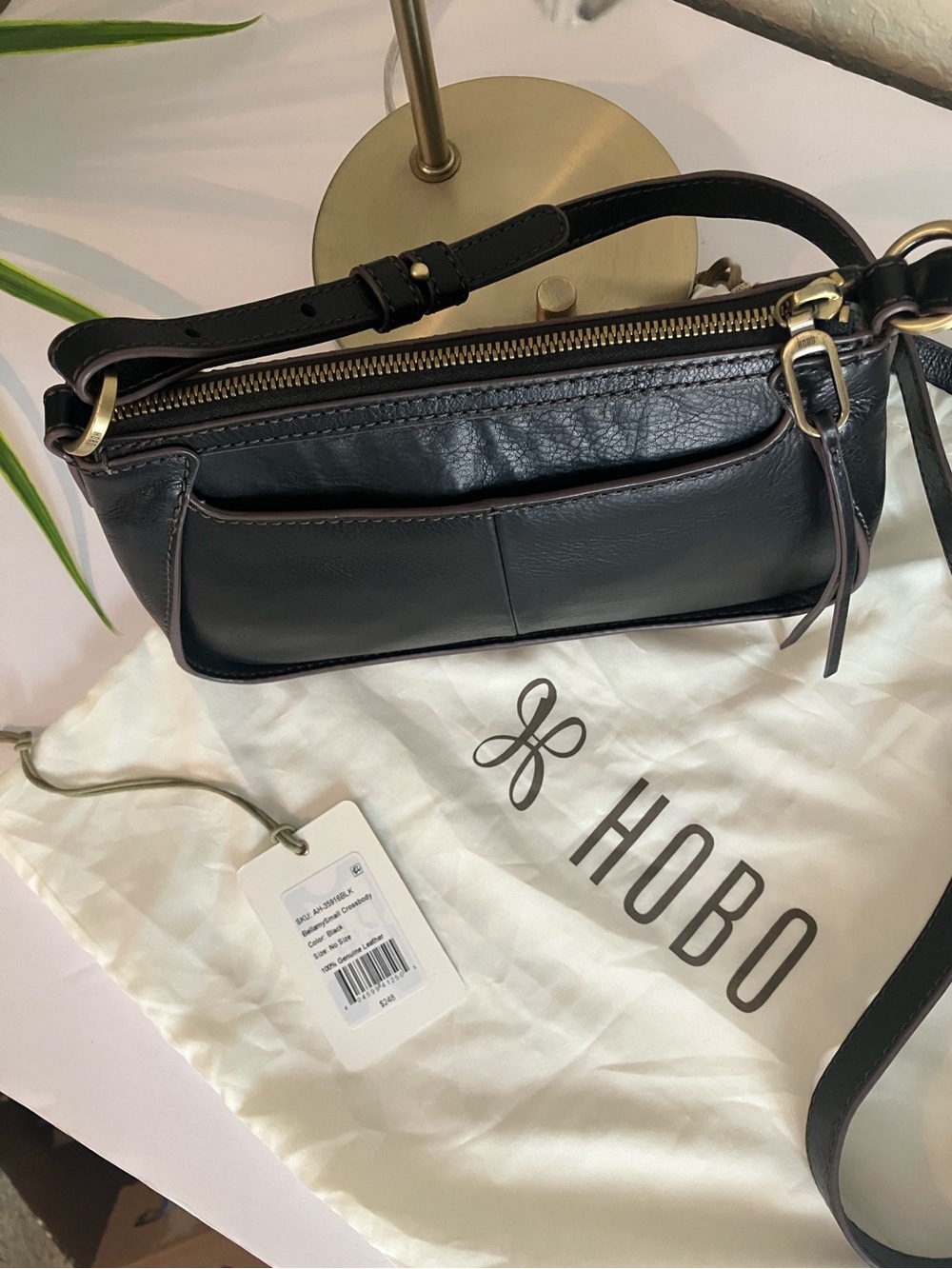 HOBO Bellamy Small Crossbody Bag - Picture 4 of 16